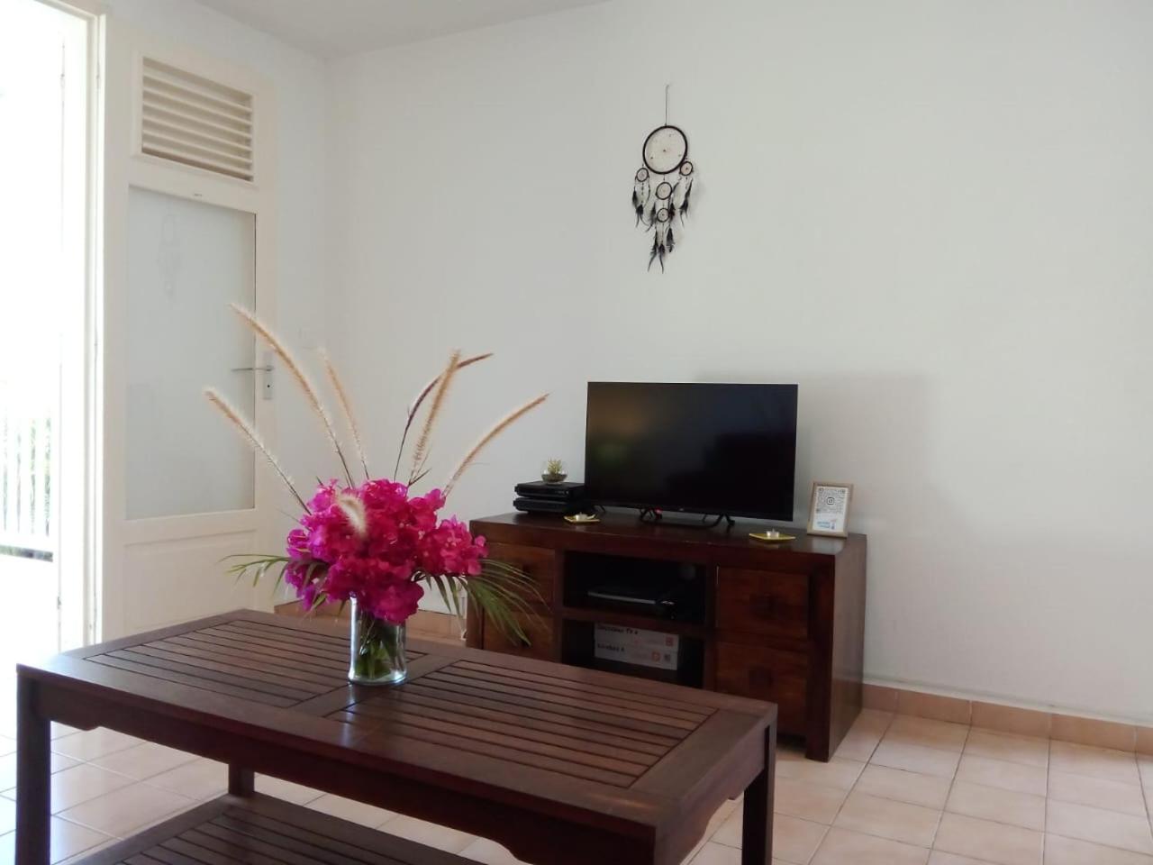 Ravinala Appartement Saint-Francois  Buitenkant foto